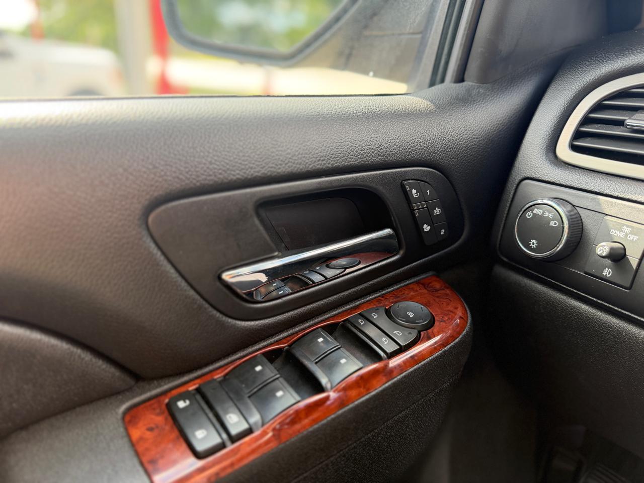Chevrolet Tahoe LT 4WD 2014