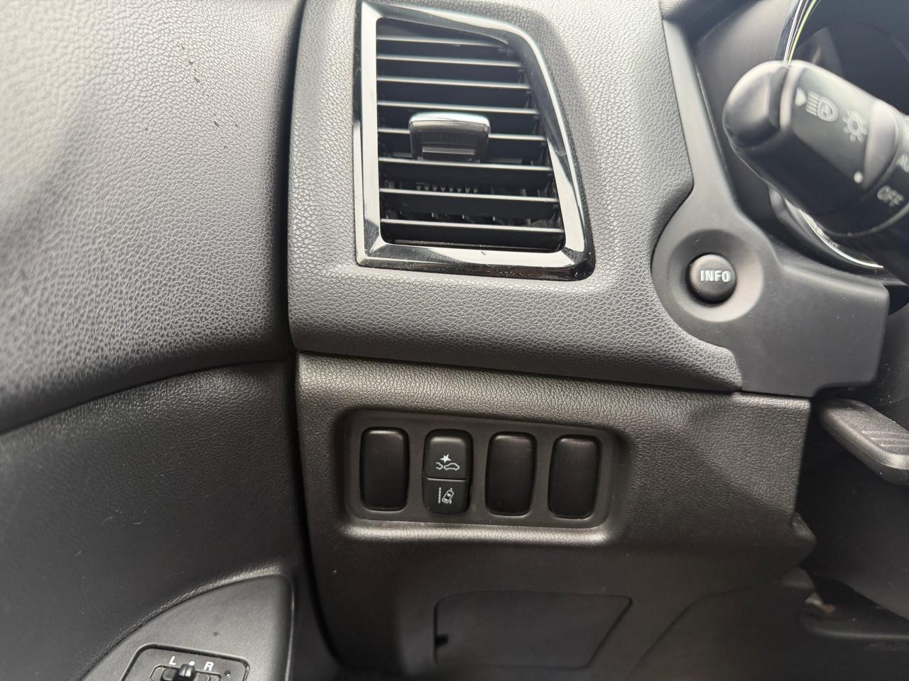 Mitsubishi Outlander Sport 2.0 ES CVT 2021