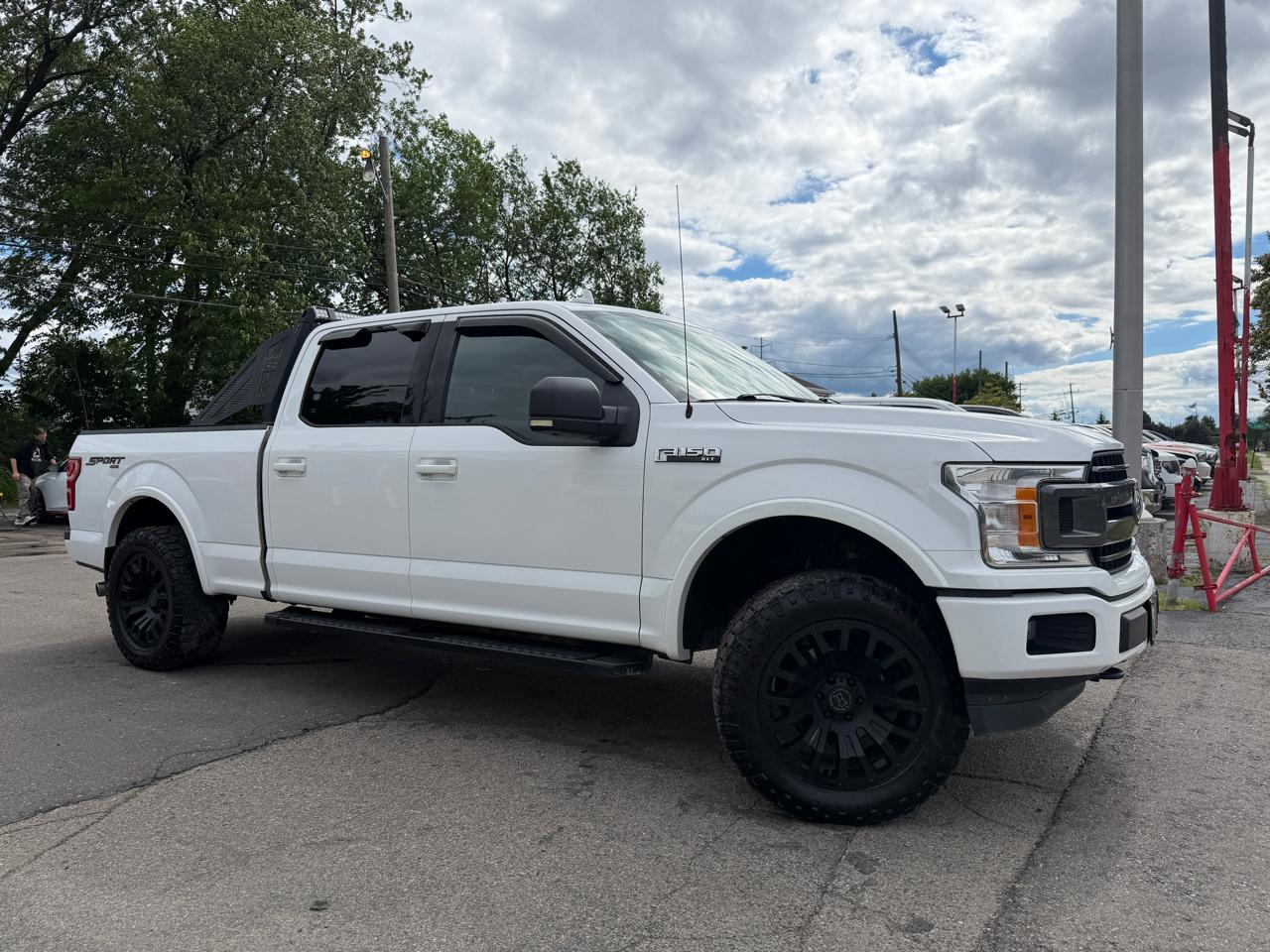 Ford F-150 XLT SuperCrew 4WD 2018