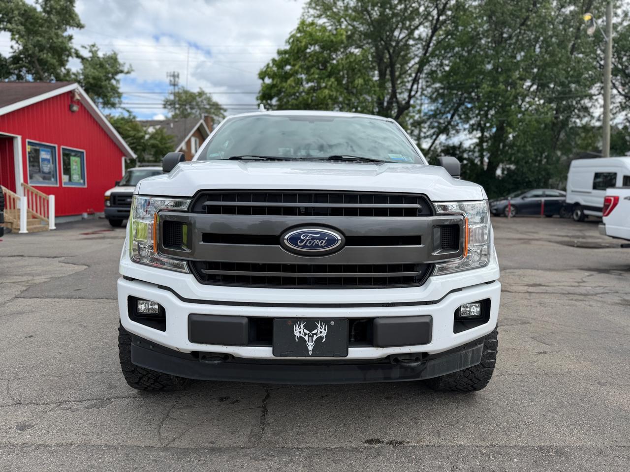 Ford F-150 XLT SuperCrew 4WD 2018