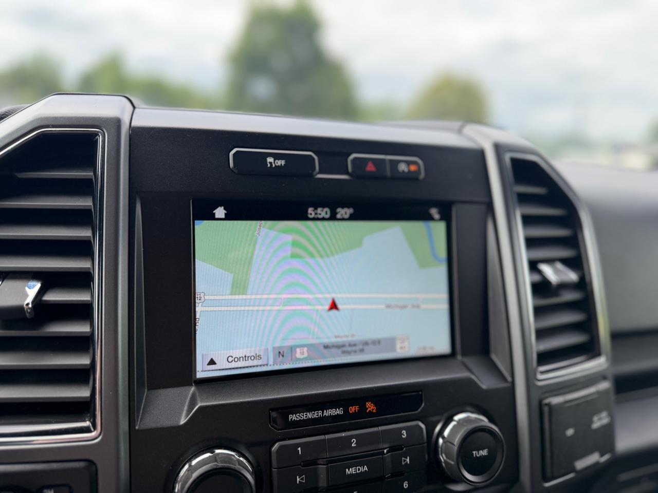 Ford F-150 XLT SuperCrew 4WD 2018