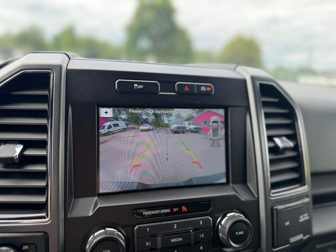 Ford F-150 XLT SuperCrew 4WD 2018