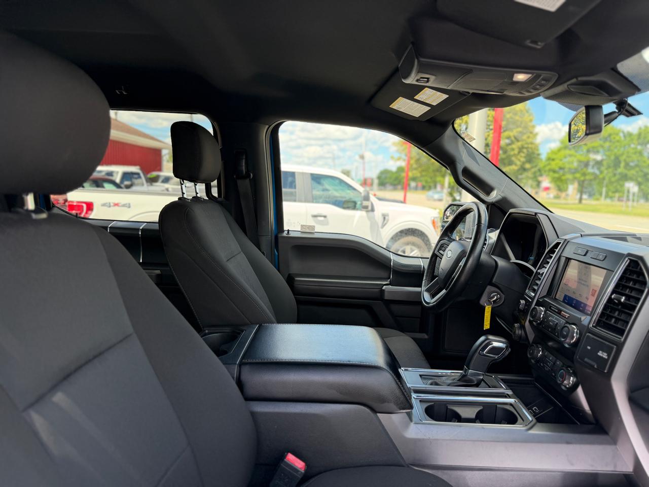 Ford F-150 XLT SuperCrew 4WD 2020