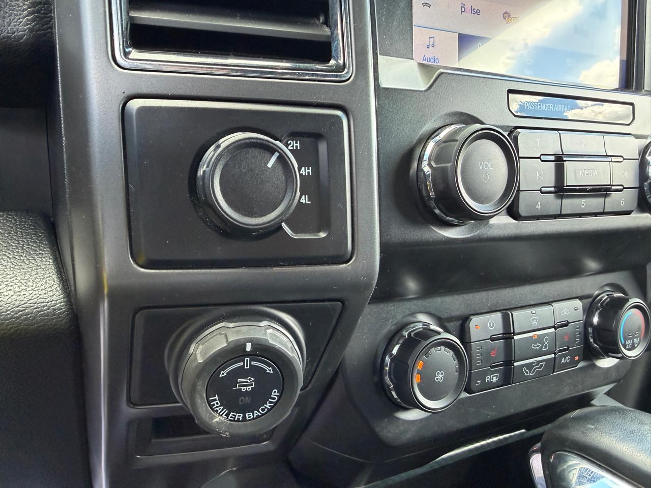 Ford F-150 XLT SuperCrew 4WD 2020