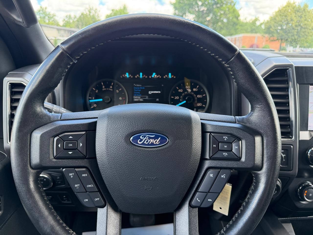Ford F-150 XLT SuperCrew 4WD 2020