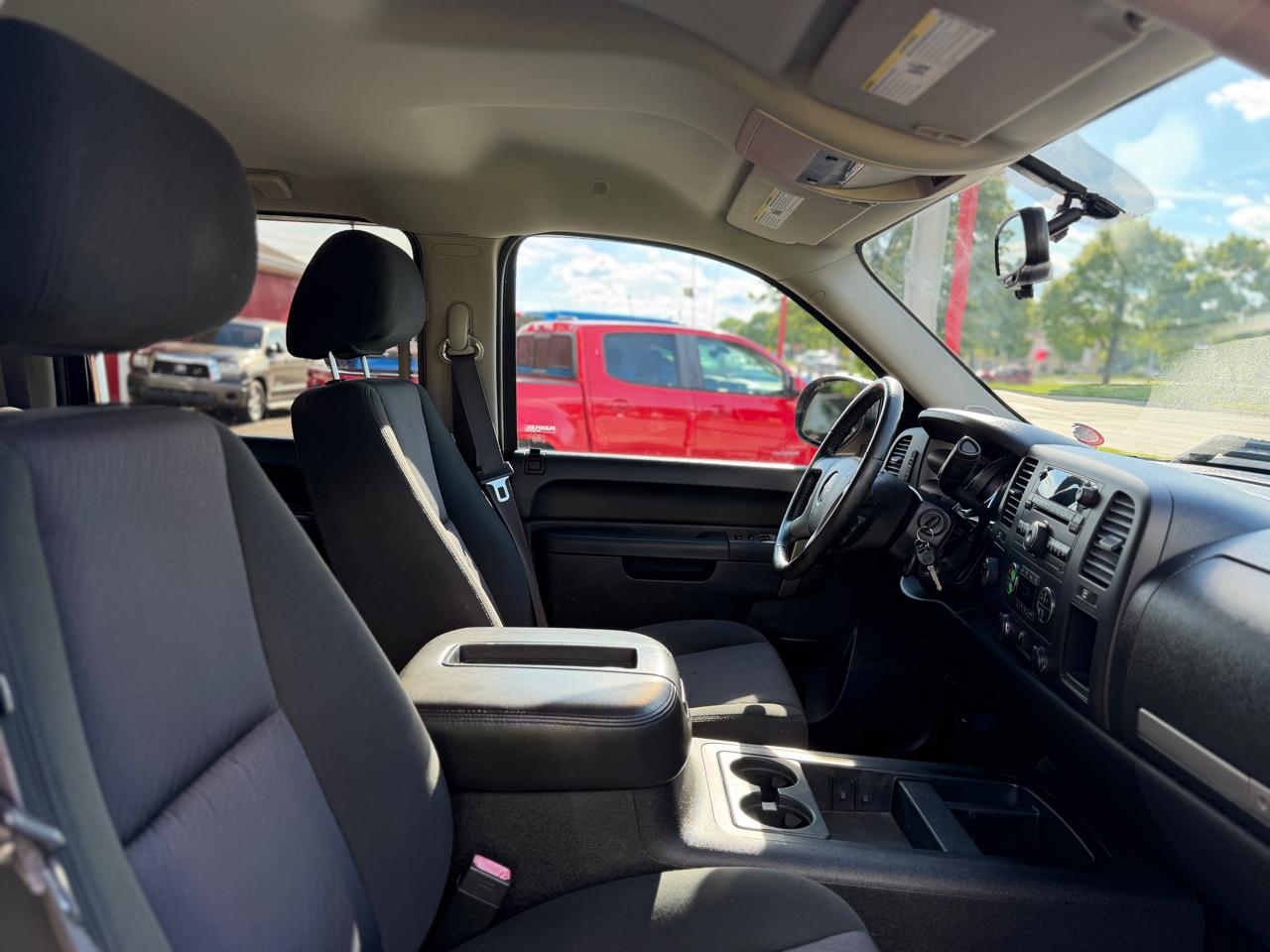 GMC Sierra 1500 SLE Crew Cab 4WD 2013