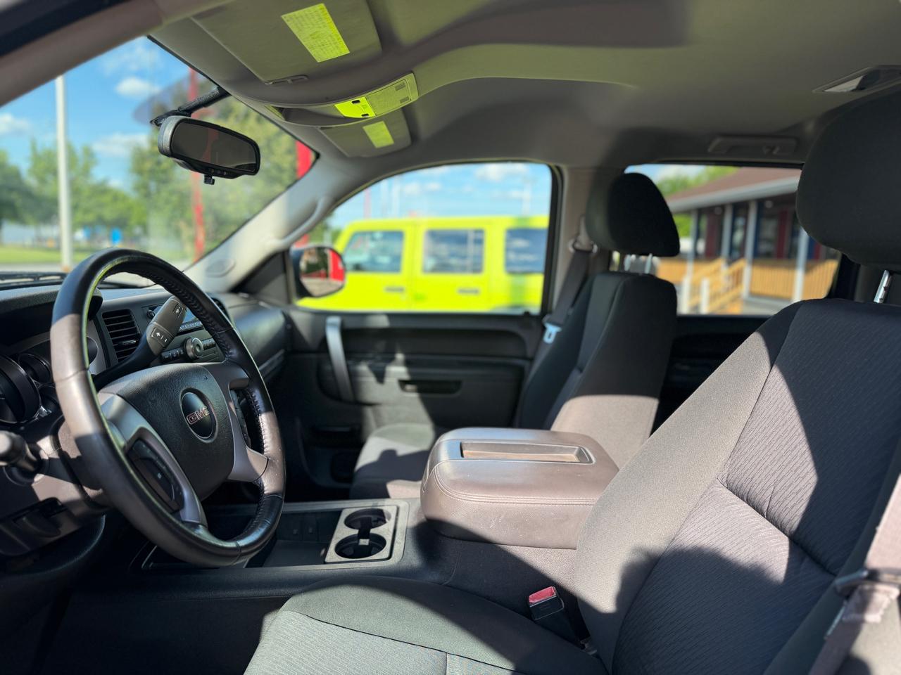 GMC Sierra 1500 SLE Crew Cab 4WD 2013