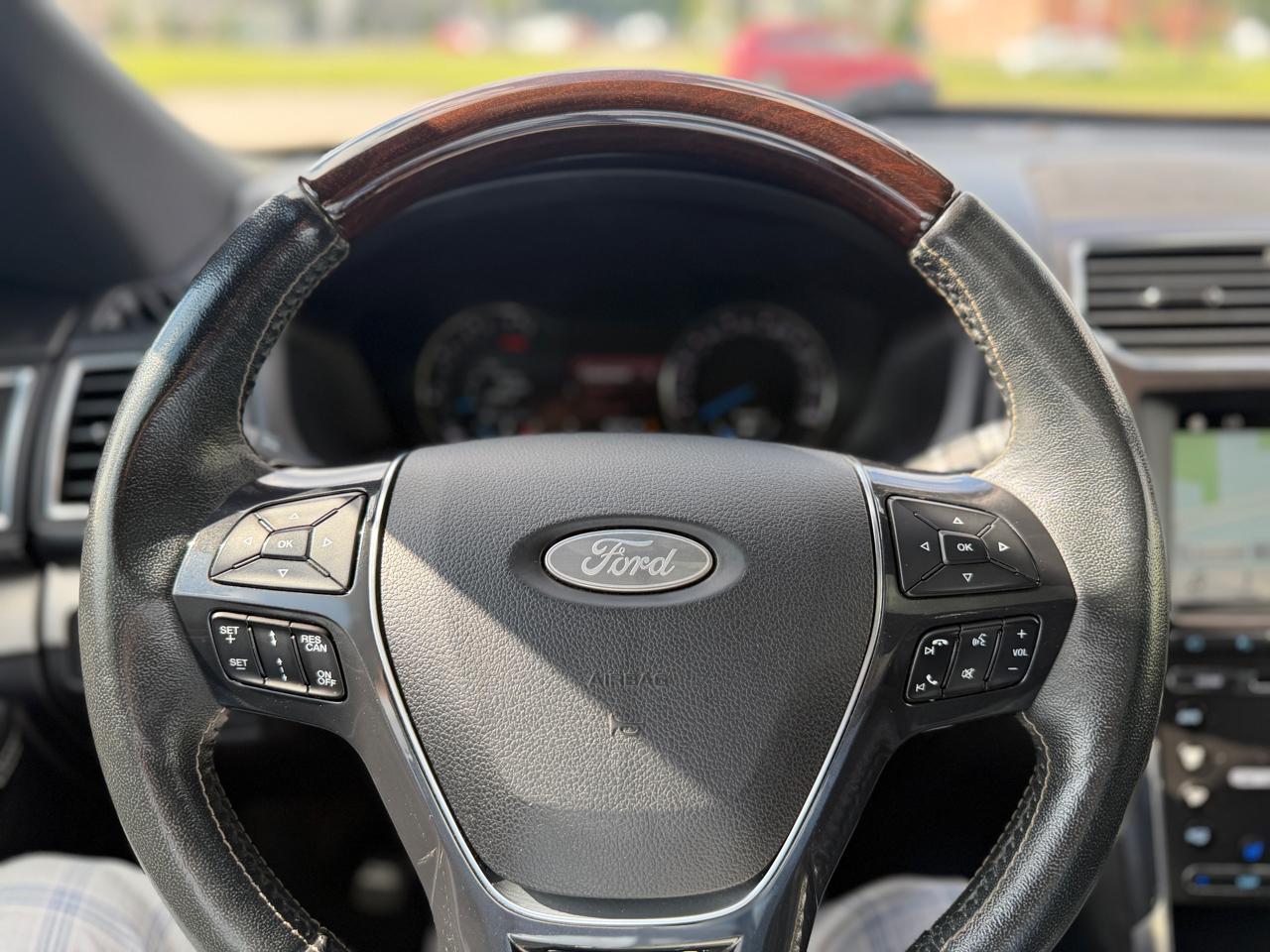 Ford Explorer Platinum AWD 2018