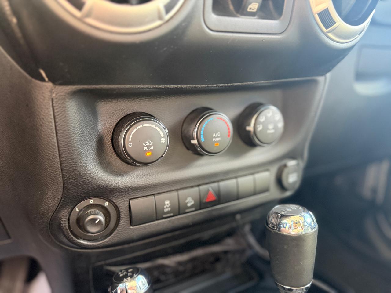 Jeep Wrangler  2014