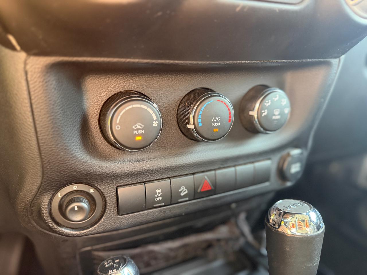 Jeep Wrangler  2014