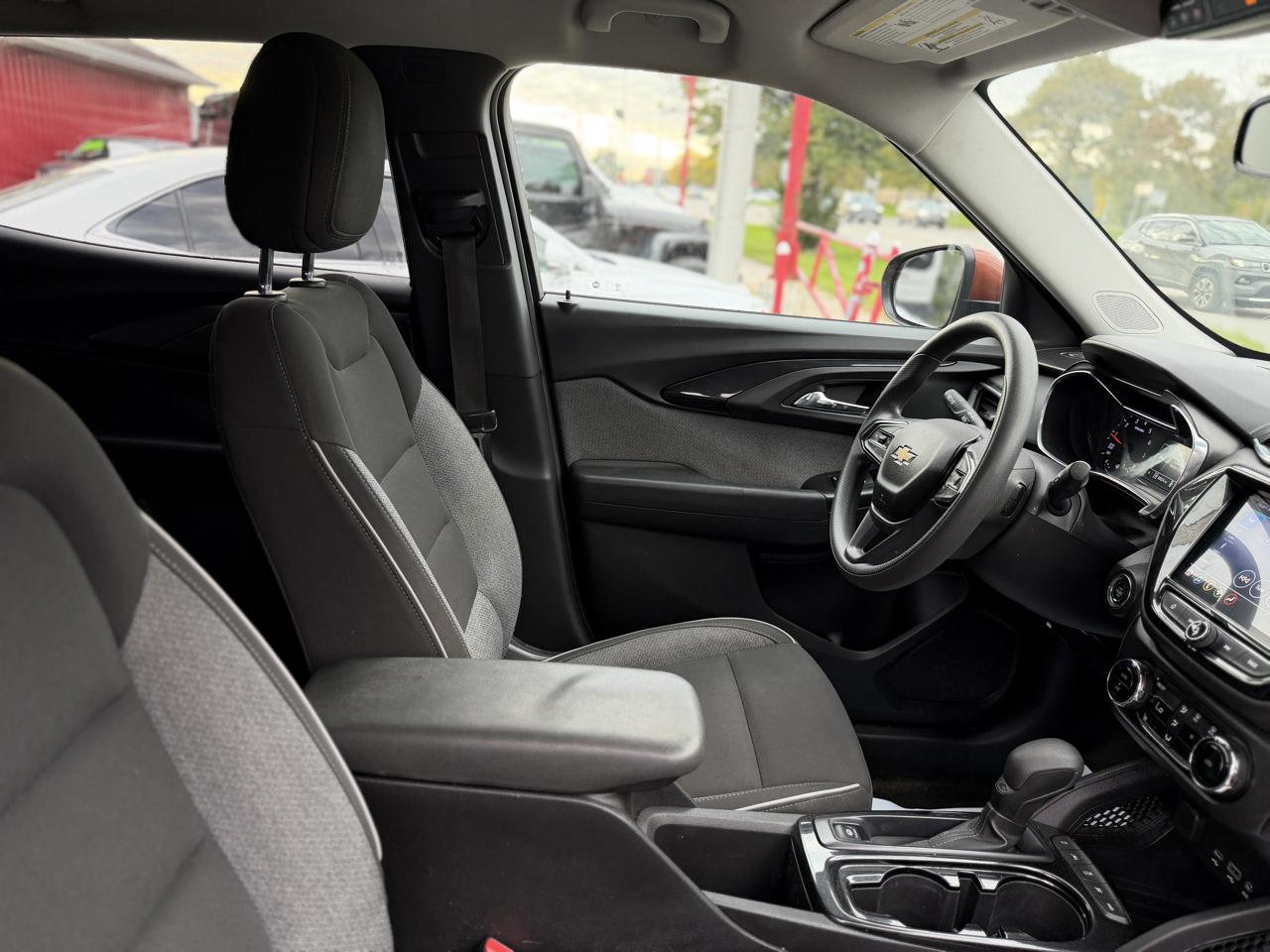 2021 Chevrolet Trailblazer LT - Photo 8