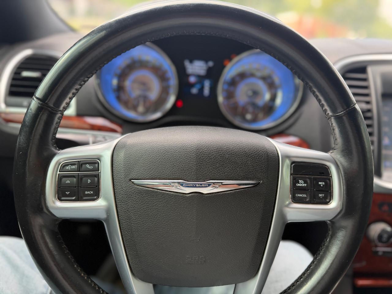 Chrysler 300 AWD 2013