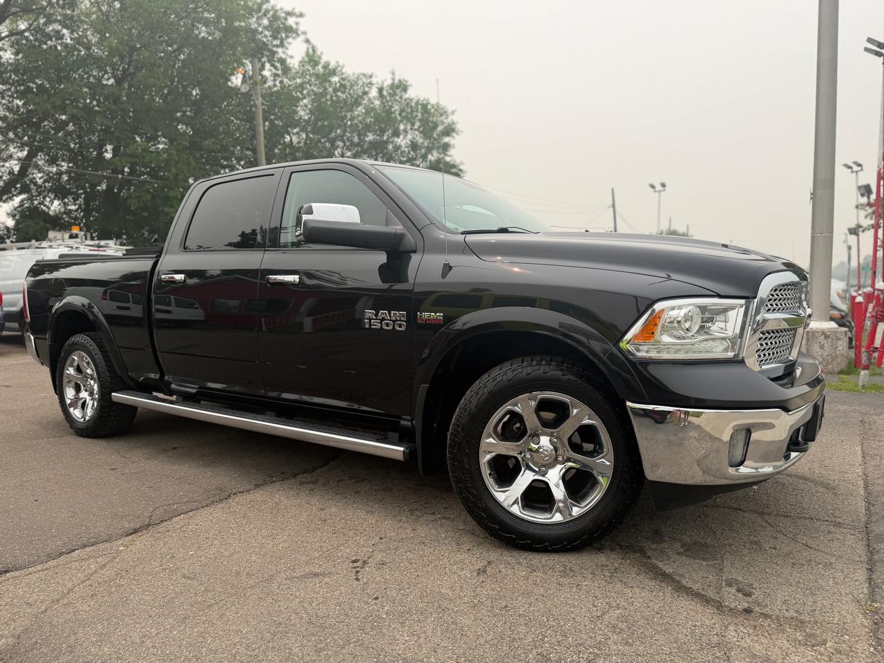 RAM 1500 Laramie Crew Cab 4WD 2017
