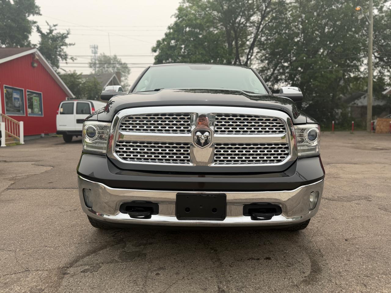 RAM 1500 Laramie Crew Cab 4WD 2017
