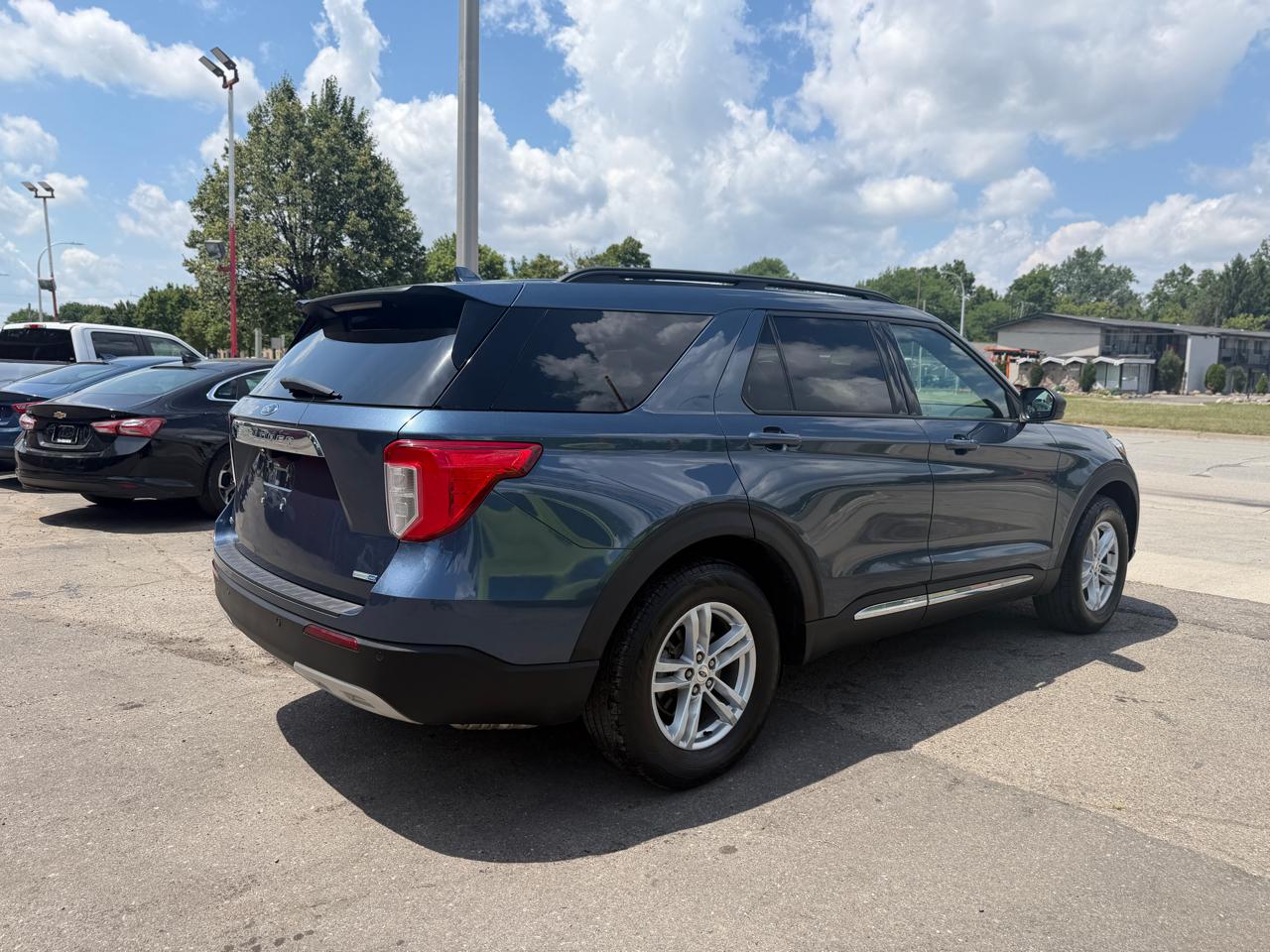 Ford Explorer XLT 4WD 2020