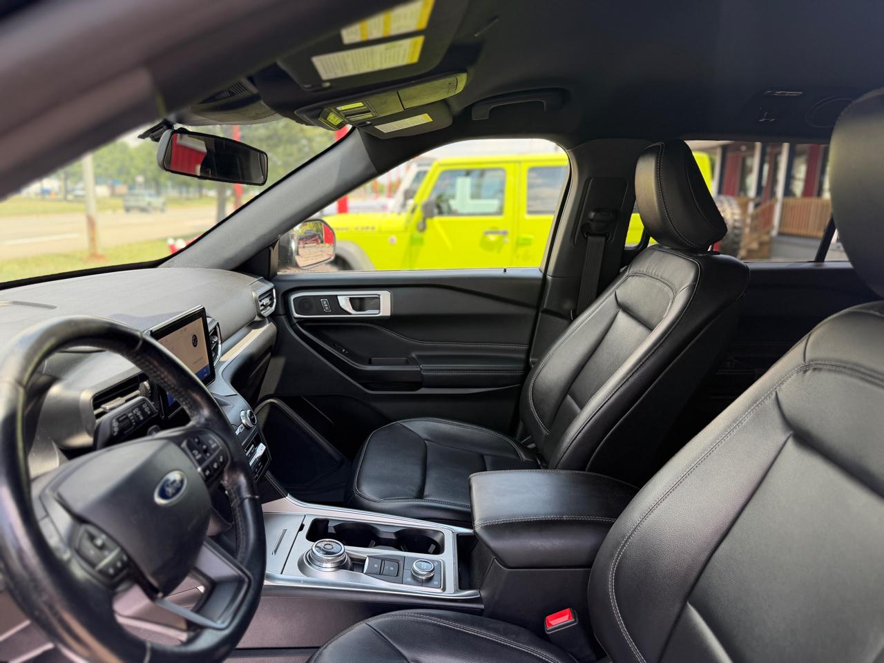 Ford Explorer XLT 4WD 2020
