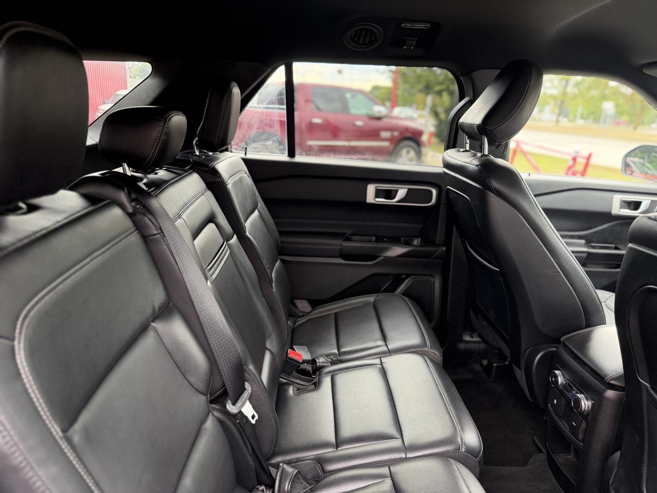 Ford Explorer XLT 4WD 2020