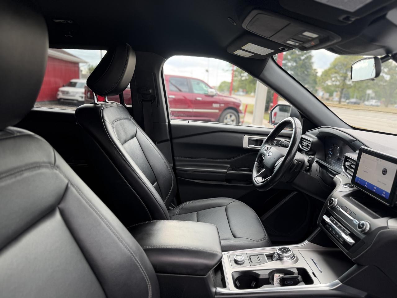 Ford Explorer XLT 4WD 2020