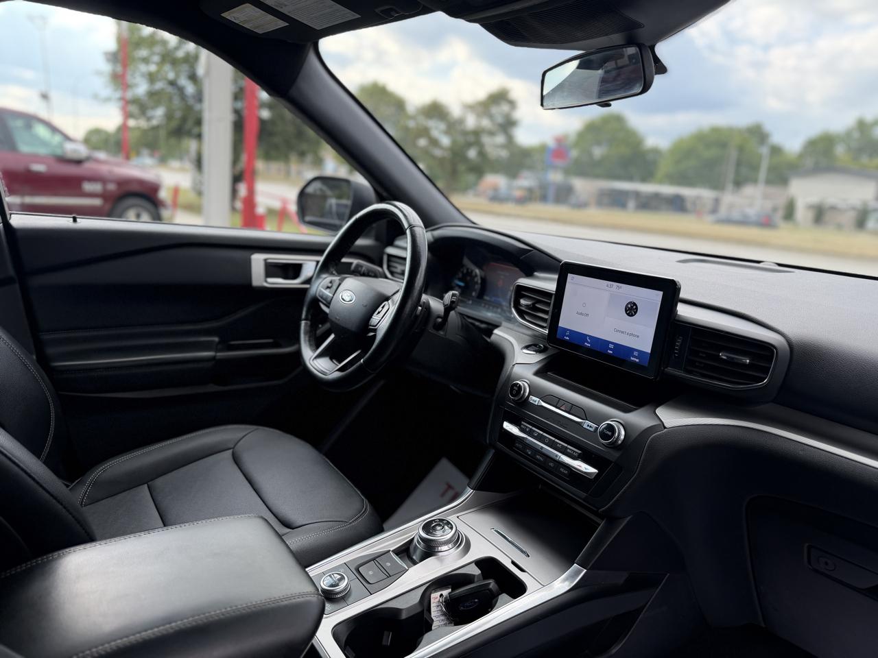 Ford Explorer XLT 4WD 2020