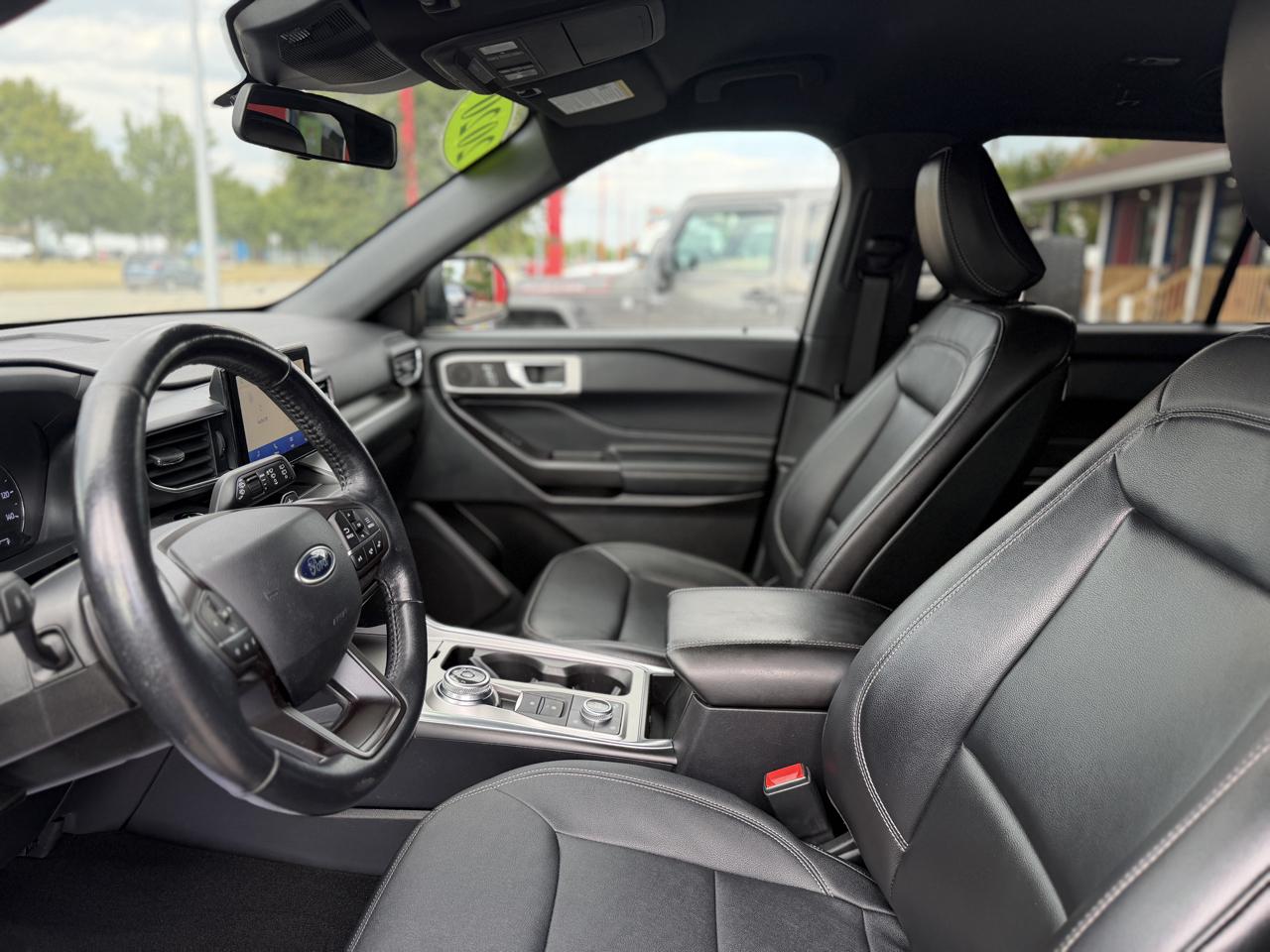 Ford Explorer XLT 4WD 2020