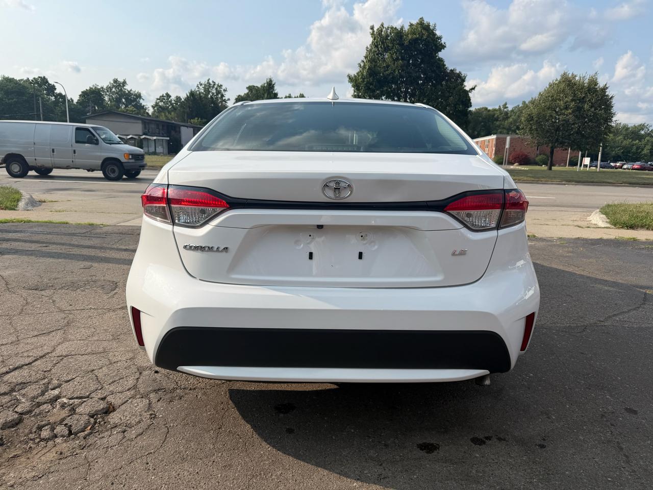 Toyota Corolla LE 2021