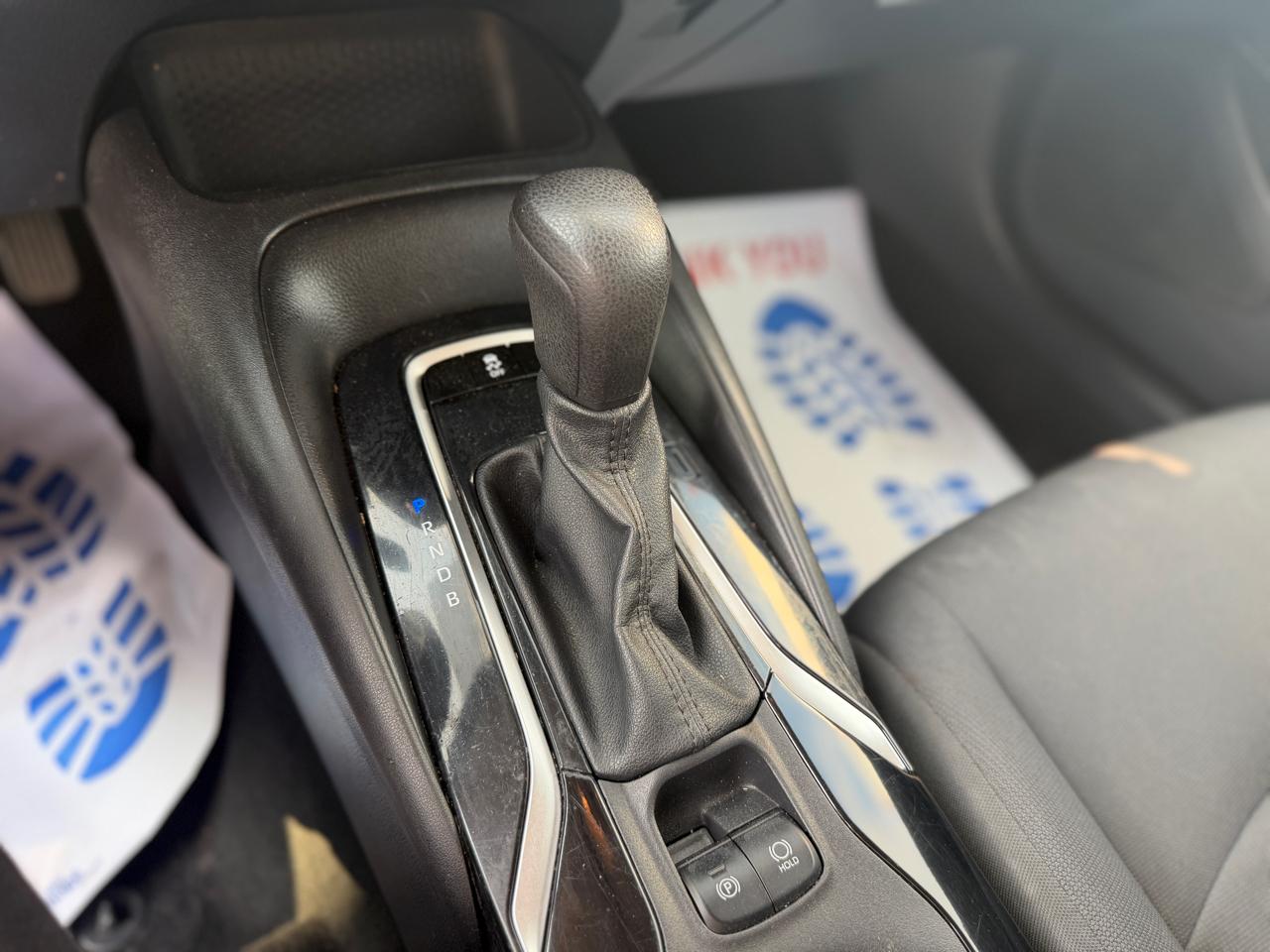 Toyota Corolla LE 2021