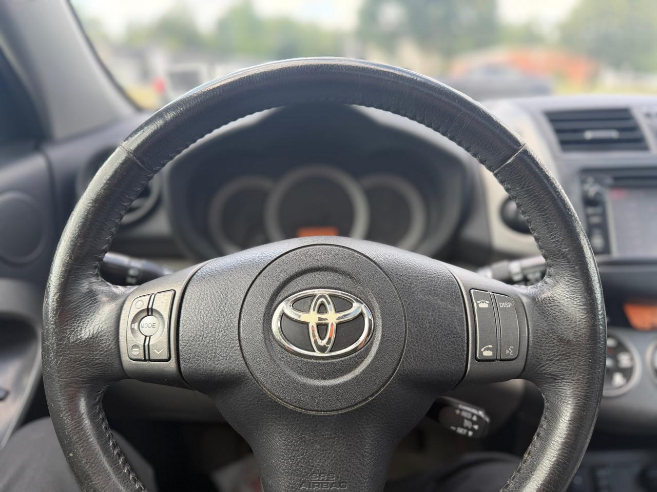 Toyota RAV4 Limited I4 4WD 2012