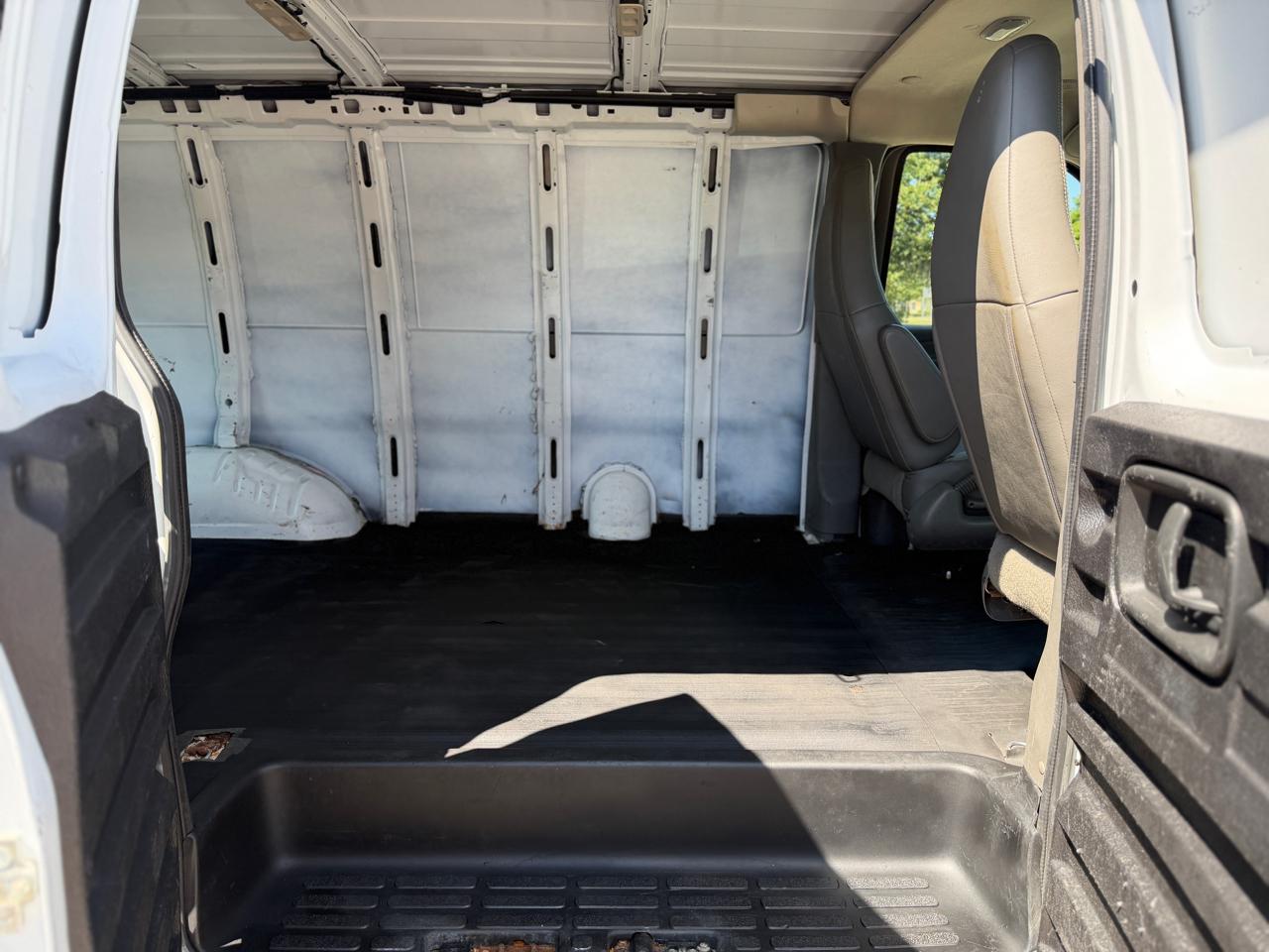 GMC Savana G2500 Cargo 2021