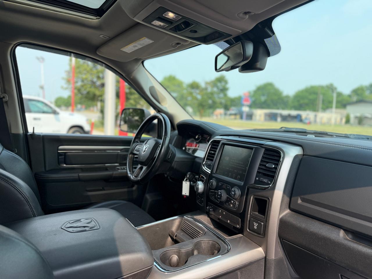 RAM 1500 Sport Crew Cab 4WD 2017