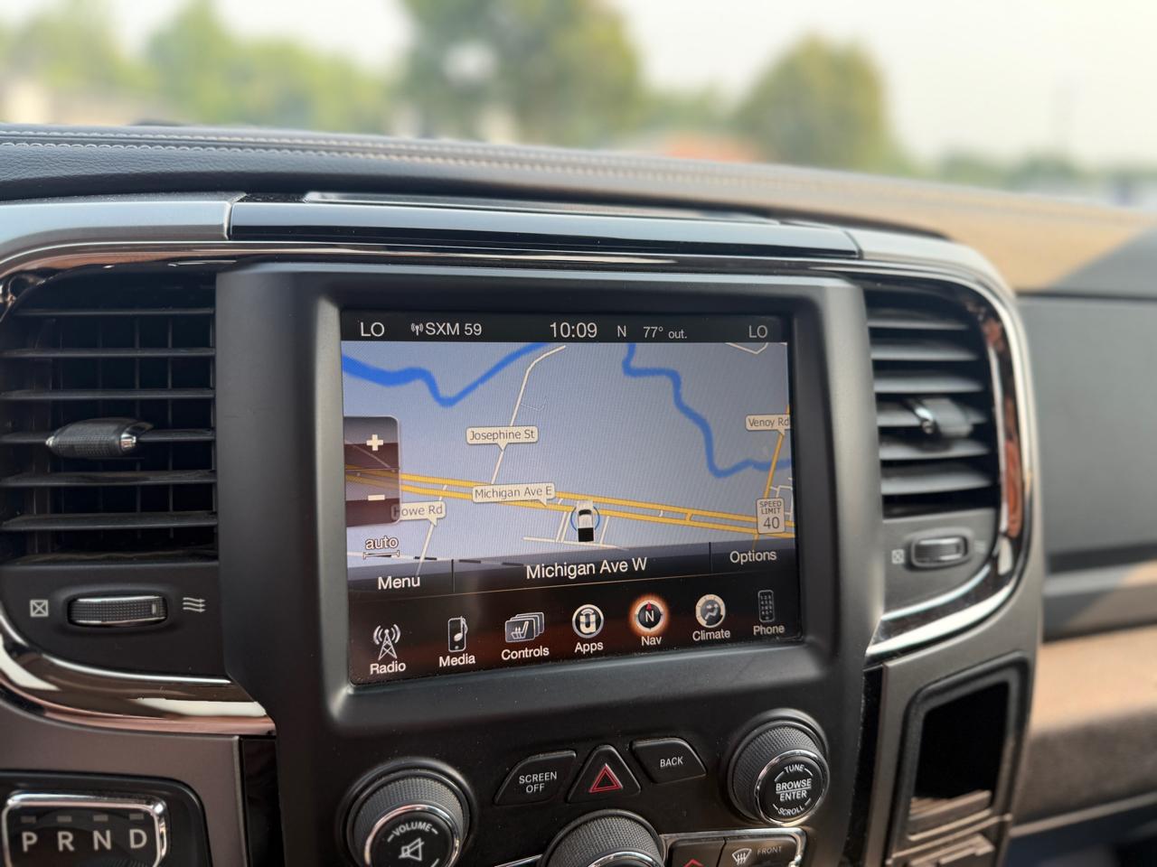 RAM 1500 Sport Crew Cab 4WD 2017