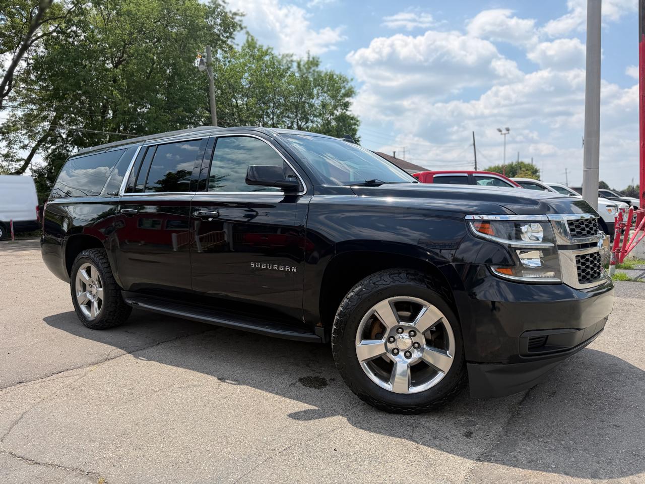 Chevrolet Suburban LT 4WD 2020