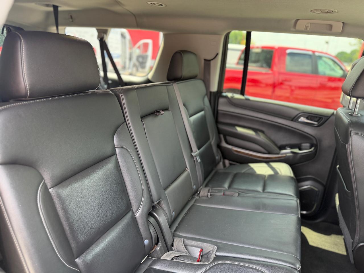 Chevrolet Suburban LT 4WD 2020