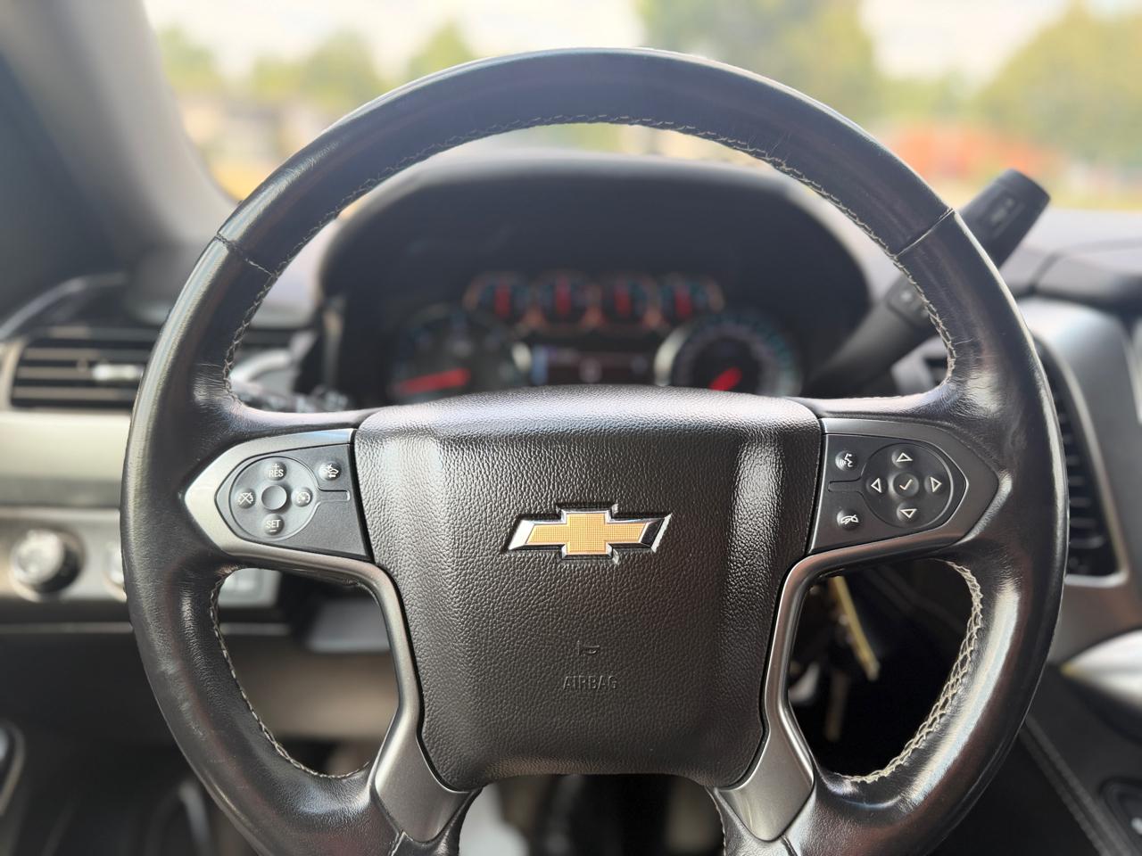 Chevrolet Suburban LT 4WD 2020