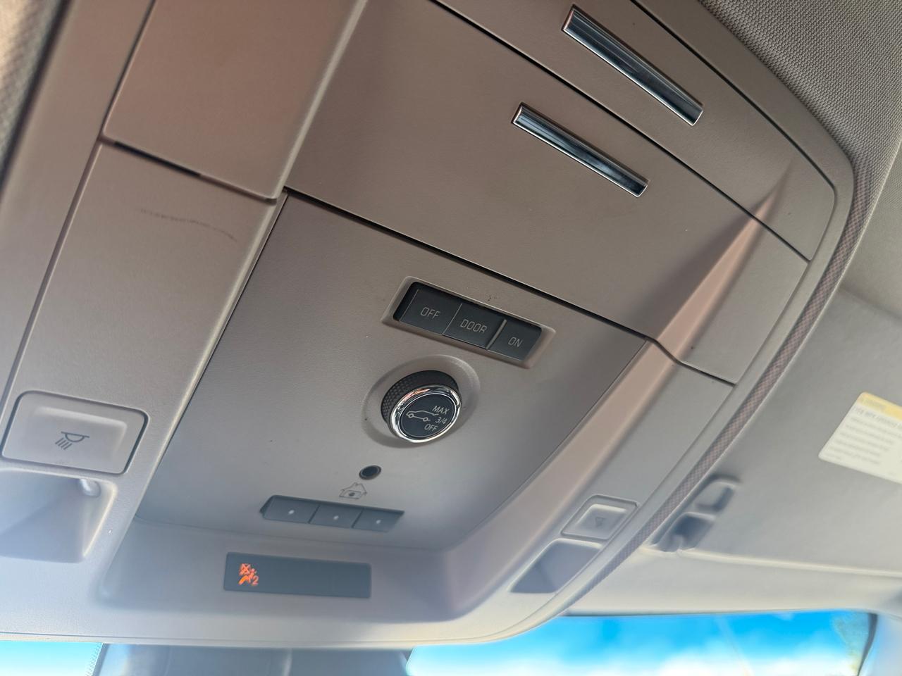 Chevrolet Suburban LT 4WD 2020