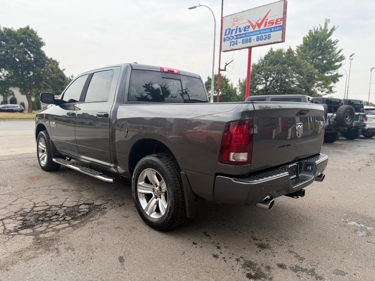 RAM 1500 Sport Crew Cab 4WD 2016