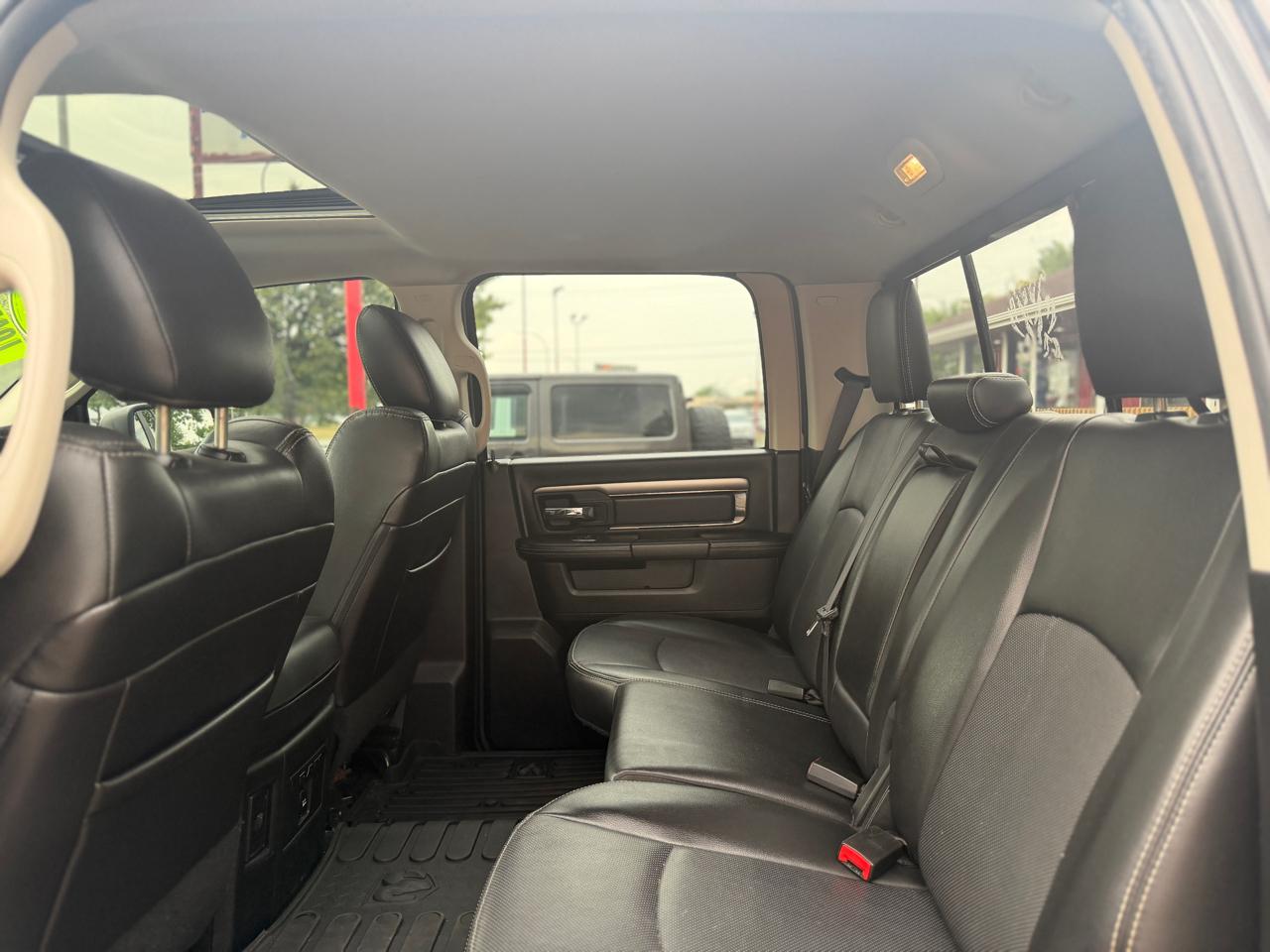 RAM 1500 Sport Crew Cab 4WD 2016