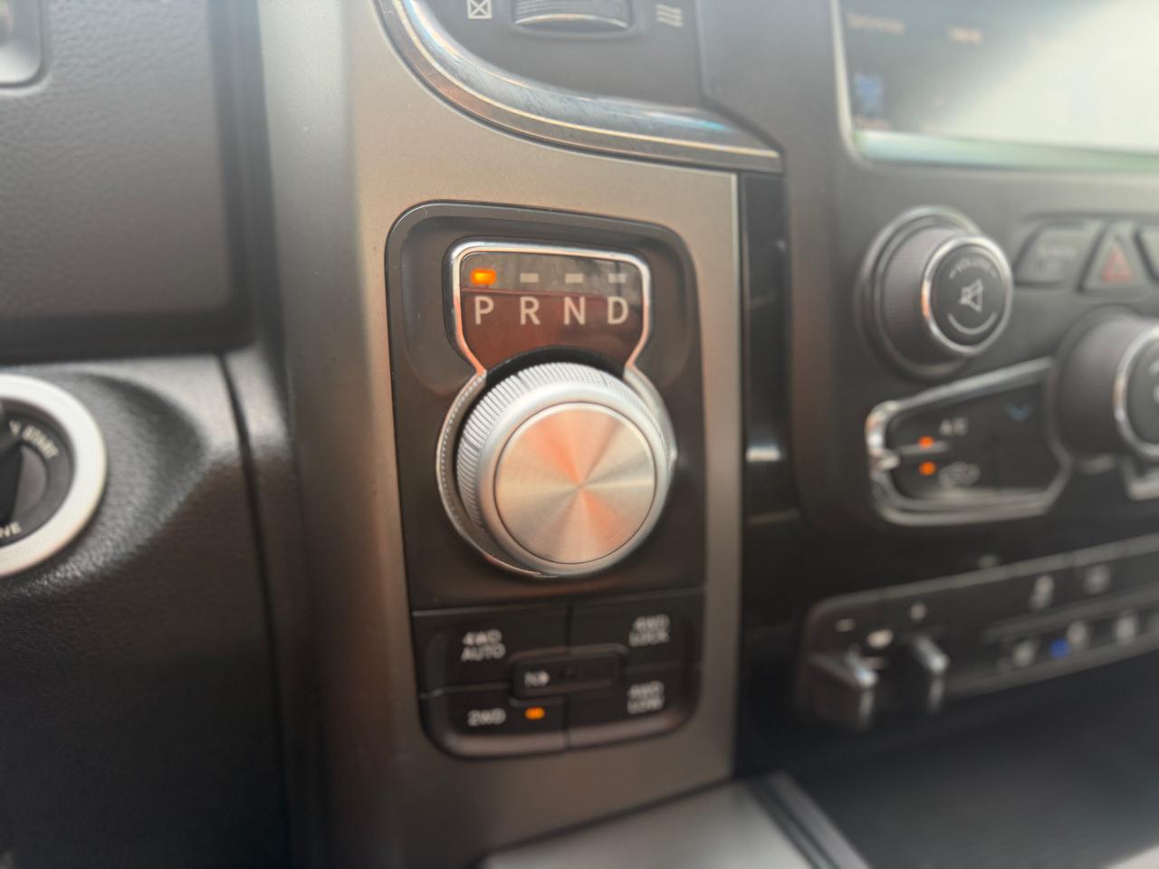 RAM 1500 Sport Crew Cab 4WD 2016