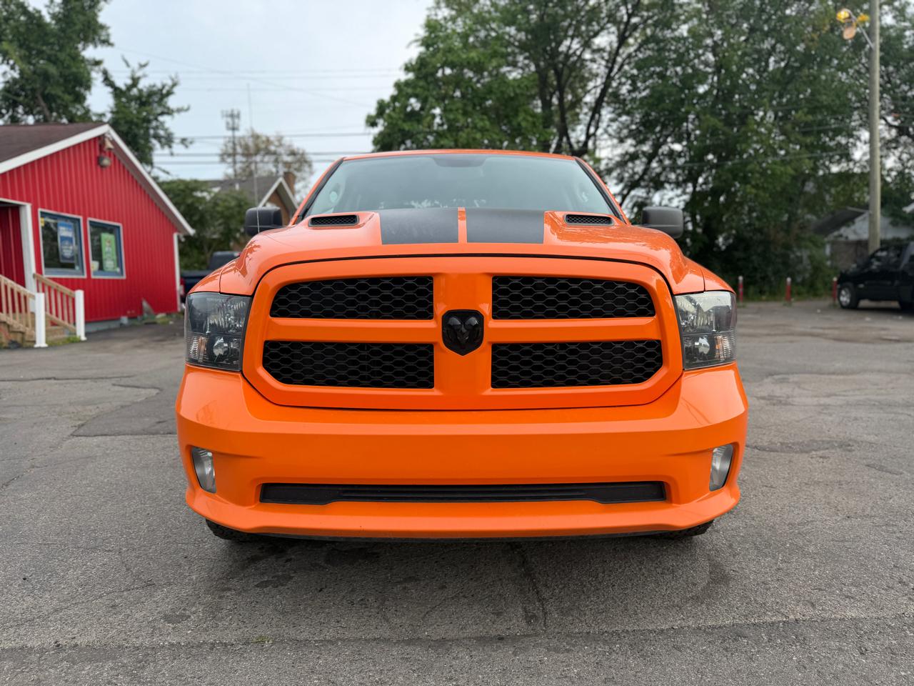RAM 1500 Classic Express 4x4 Crew Cab 5'7" Box 2019