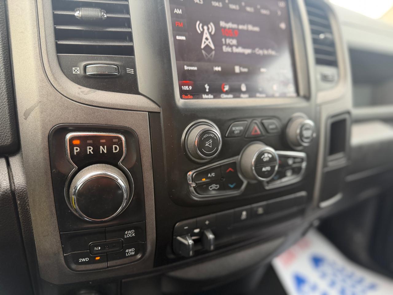 RAM 1500 Classic Express 4x4 Crew Cab 5'7" Box 2019