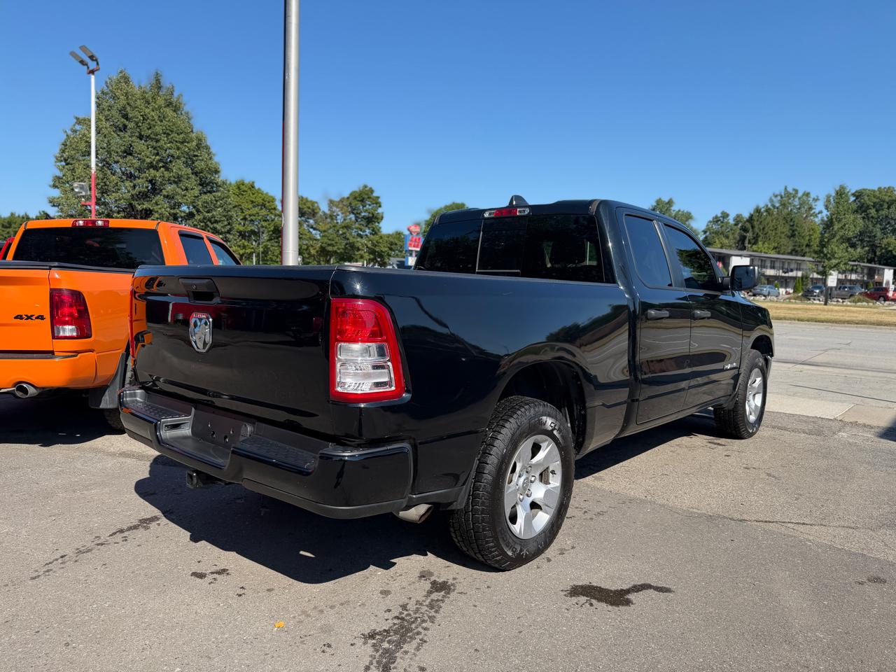 RAM 1500 Tradesman 4x4 Quad Cab 6'4" Box 2019