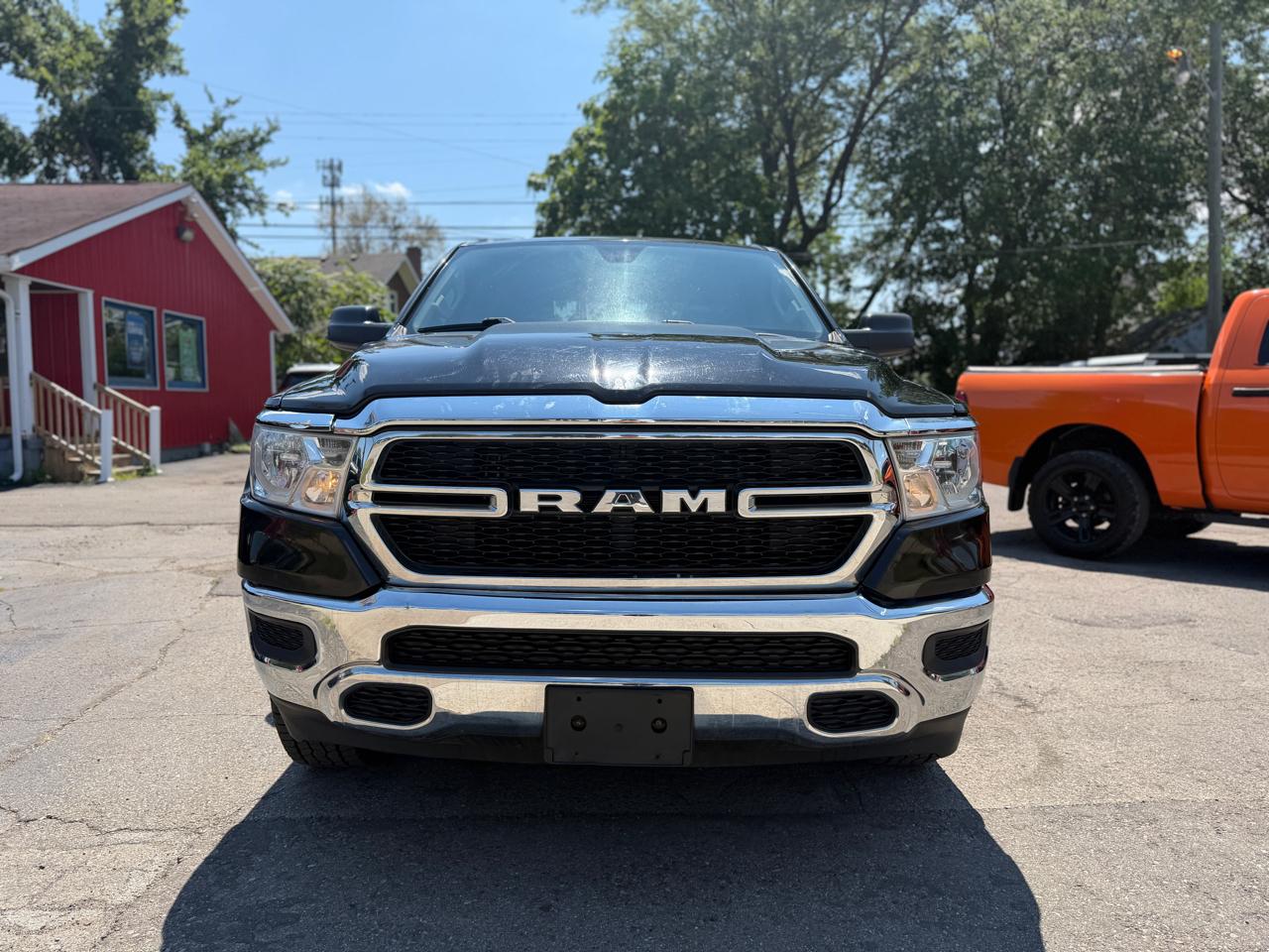 RAM 1500 Tradesman 4x4 Quad Cab 6'4" Box 2019
