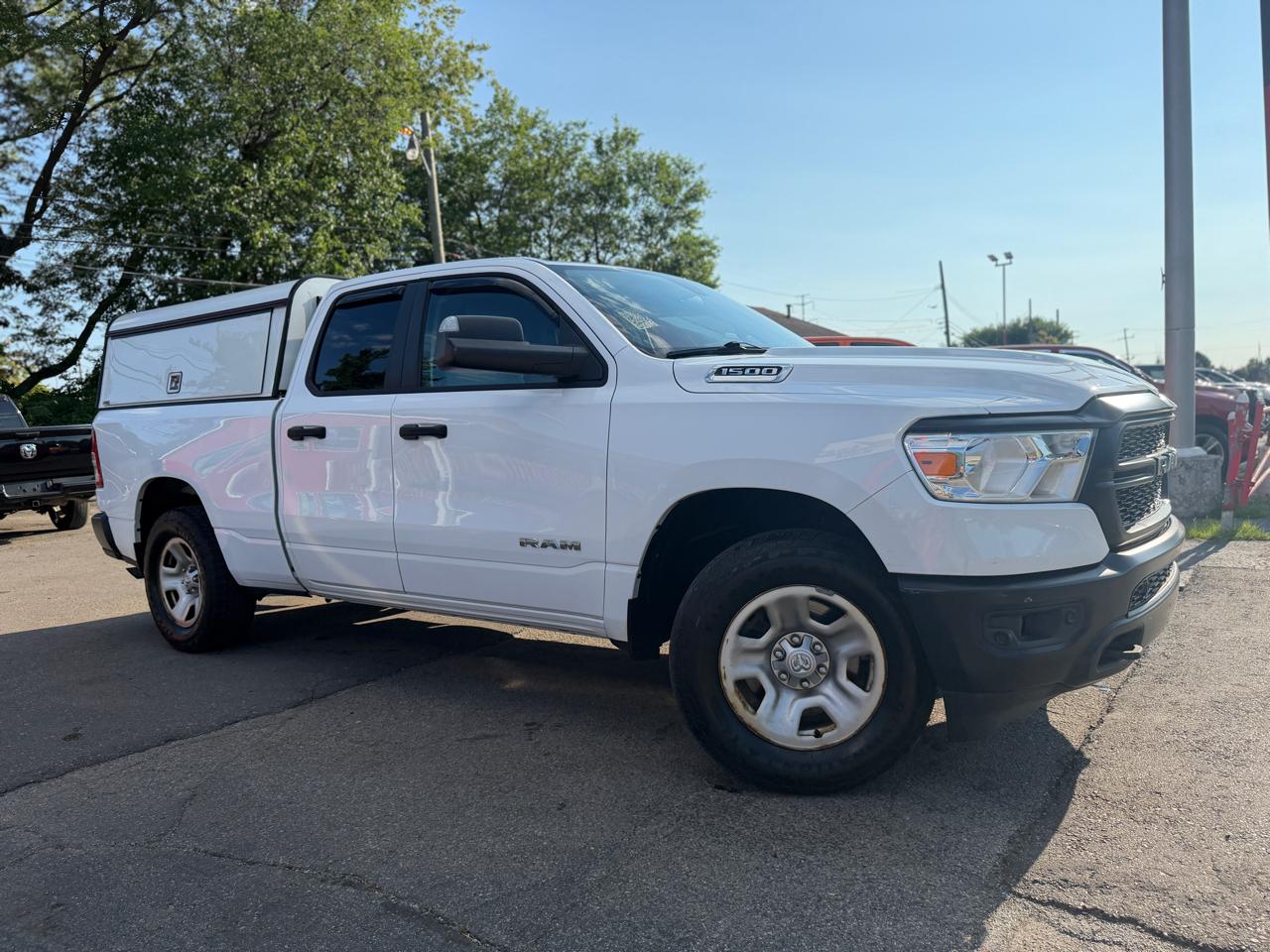 RAM 1500 Tradesman 4x4 Crew Cab 5'7" Box 2020