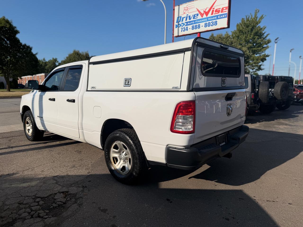 RAM 1500 Tradesman 4x4 Crew Cab 5'7" Box 2020