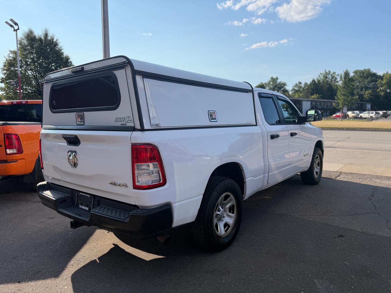 RAM 1500 Tradesman 4x4 Crew Cab 5'7" Box 2020