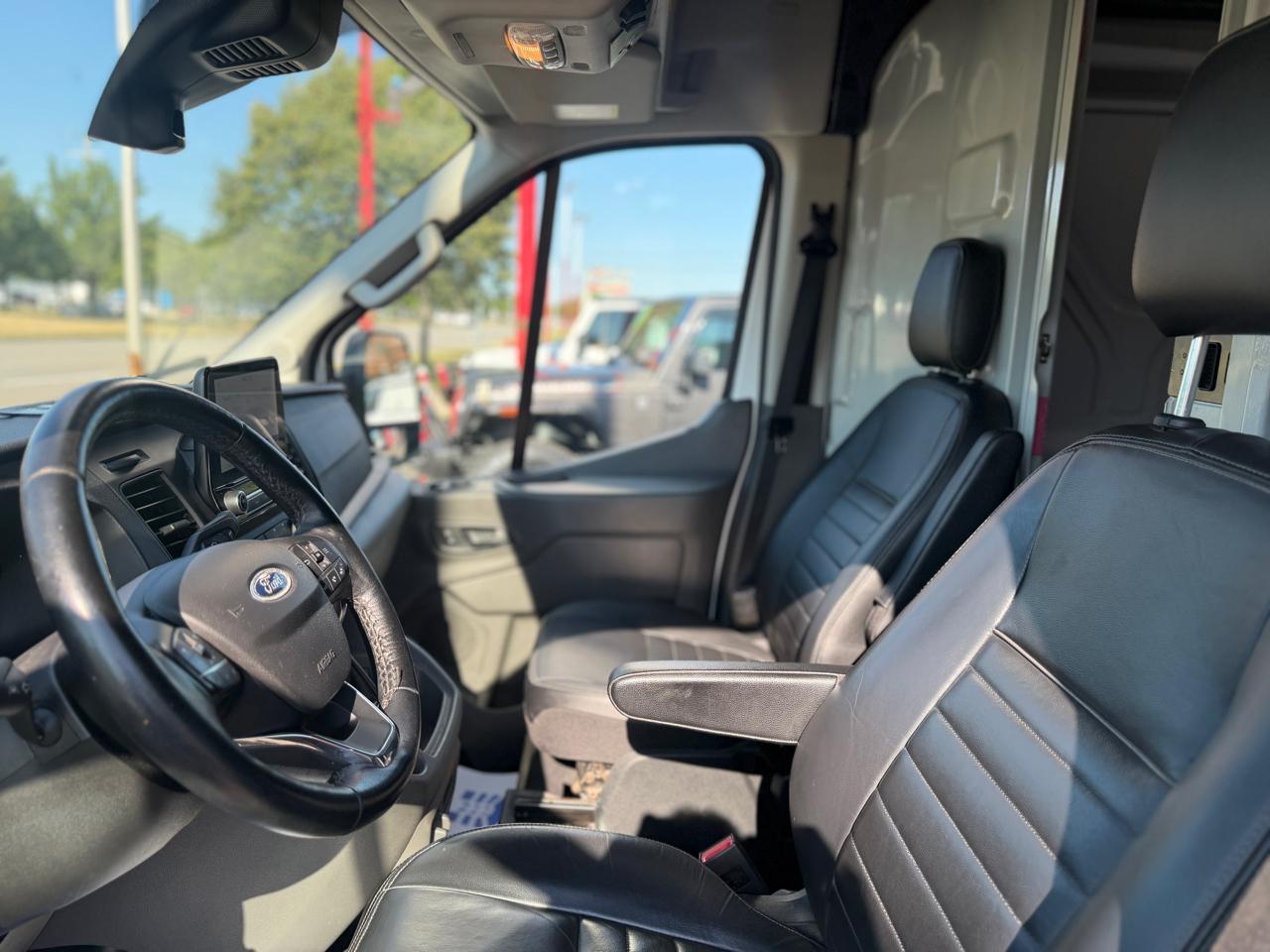 Ford Transit 350 Van High Roof w/Sliding Pass. 148-in. WB EL 2020