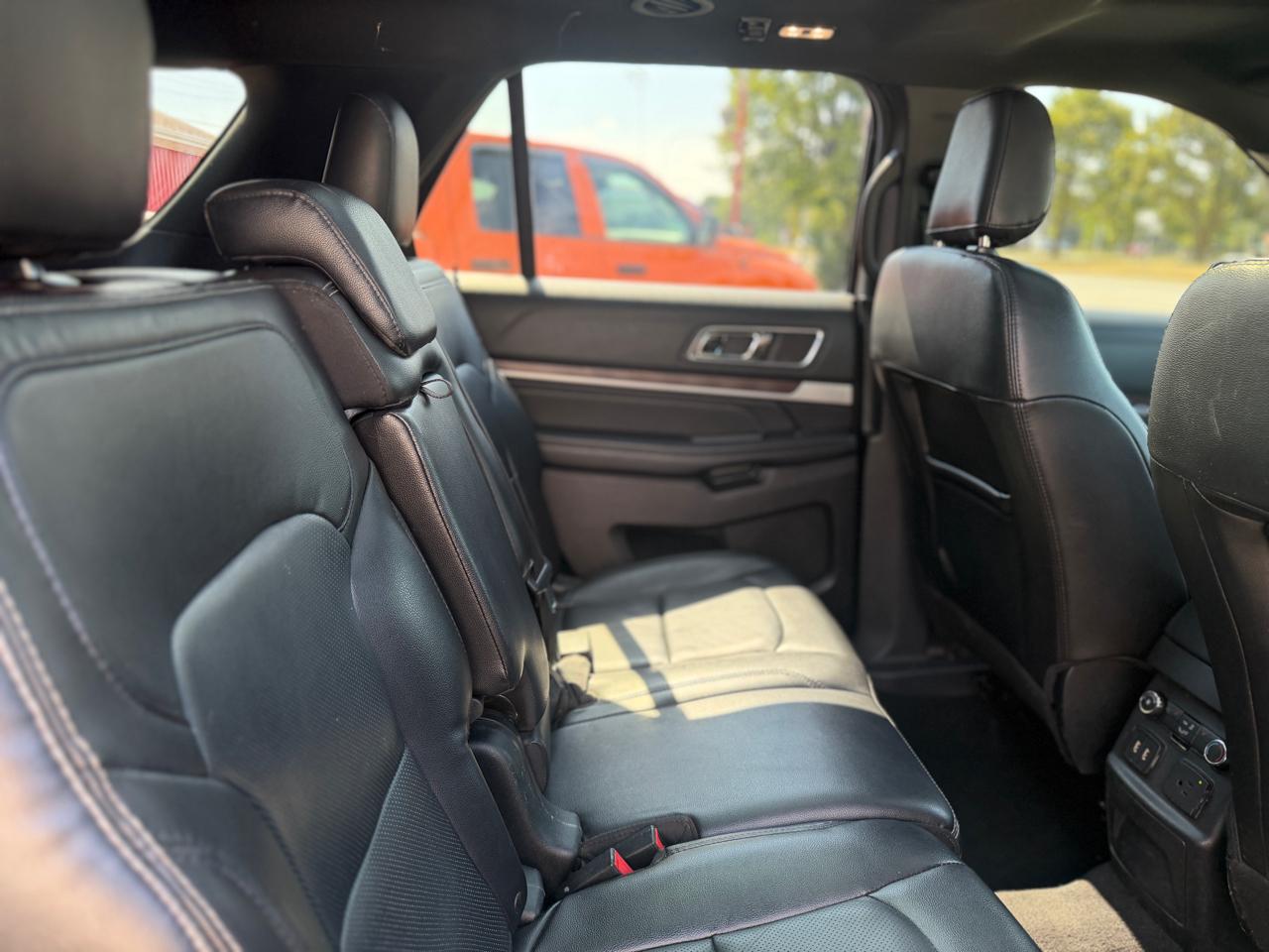 Ford Explorer Limited 4WD 2019