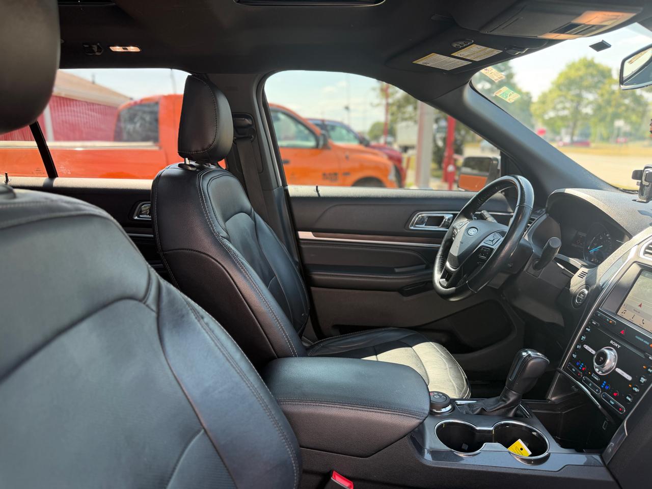 Ford Explorer Limited 4WD 2019