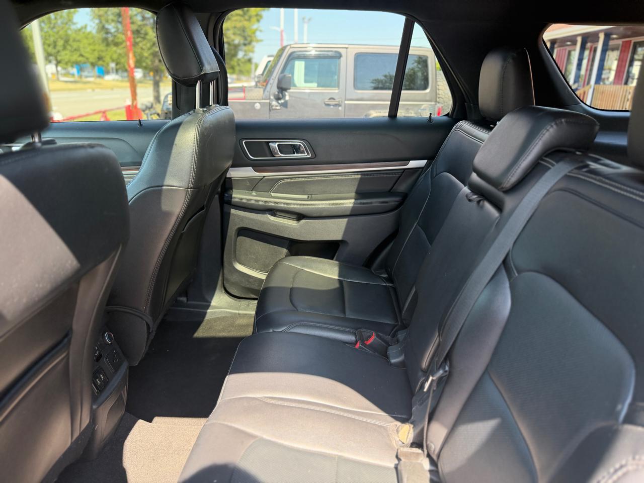 Ford Explorer Limited 4WD 2019