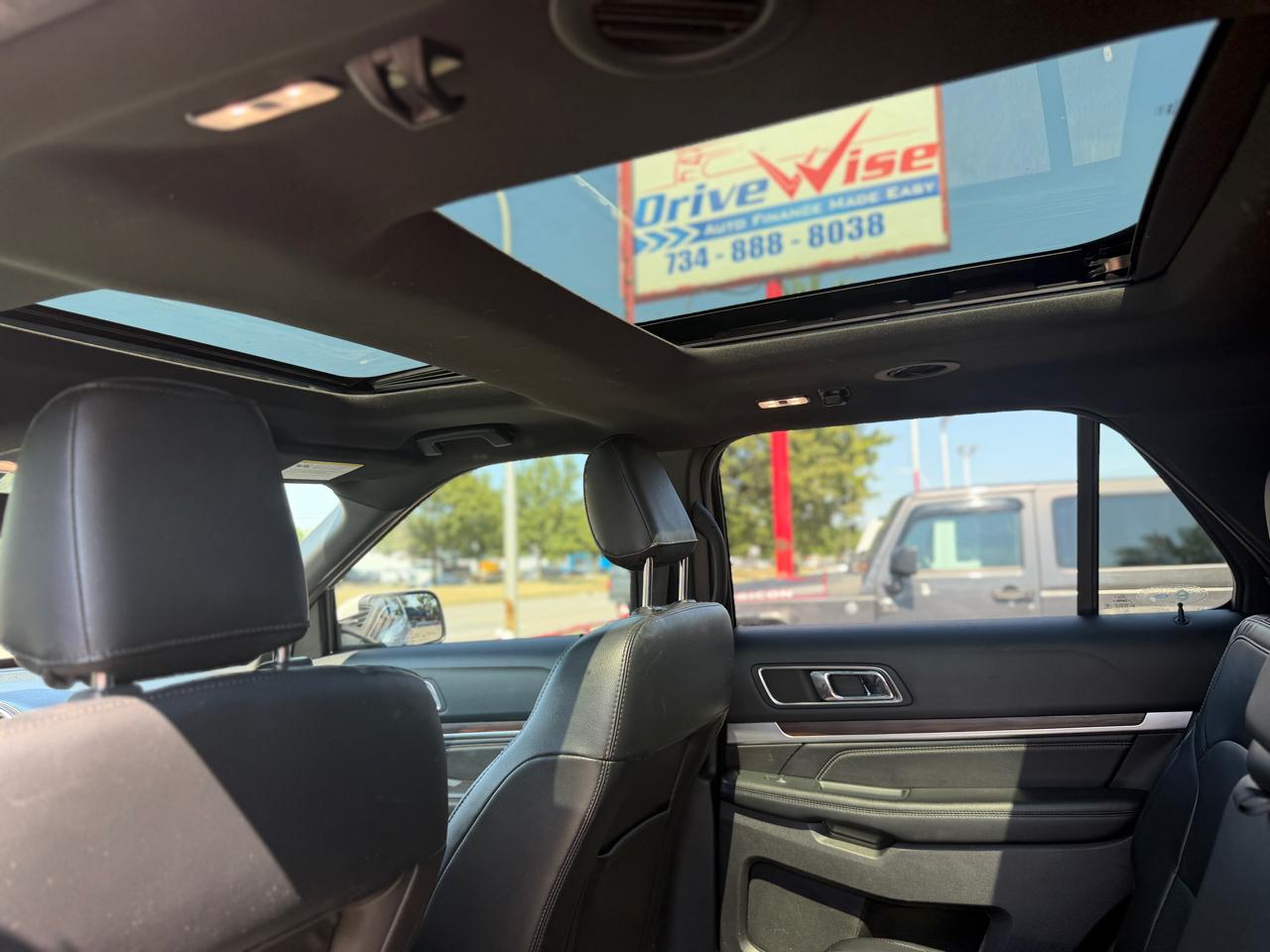 Ford Explorer Limited 4WD 2019