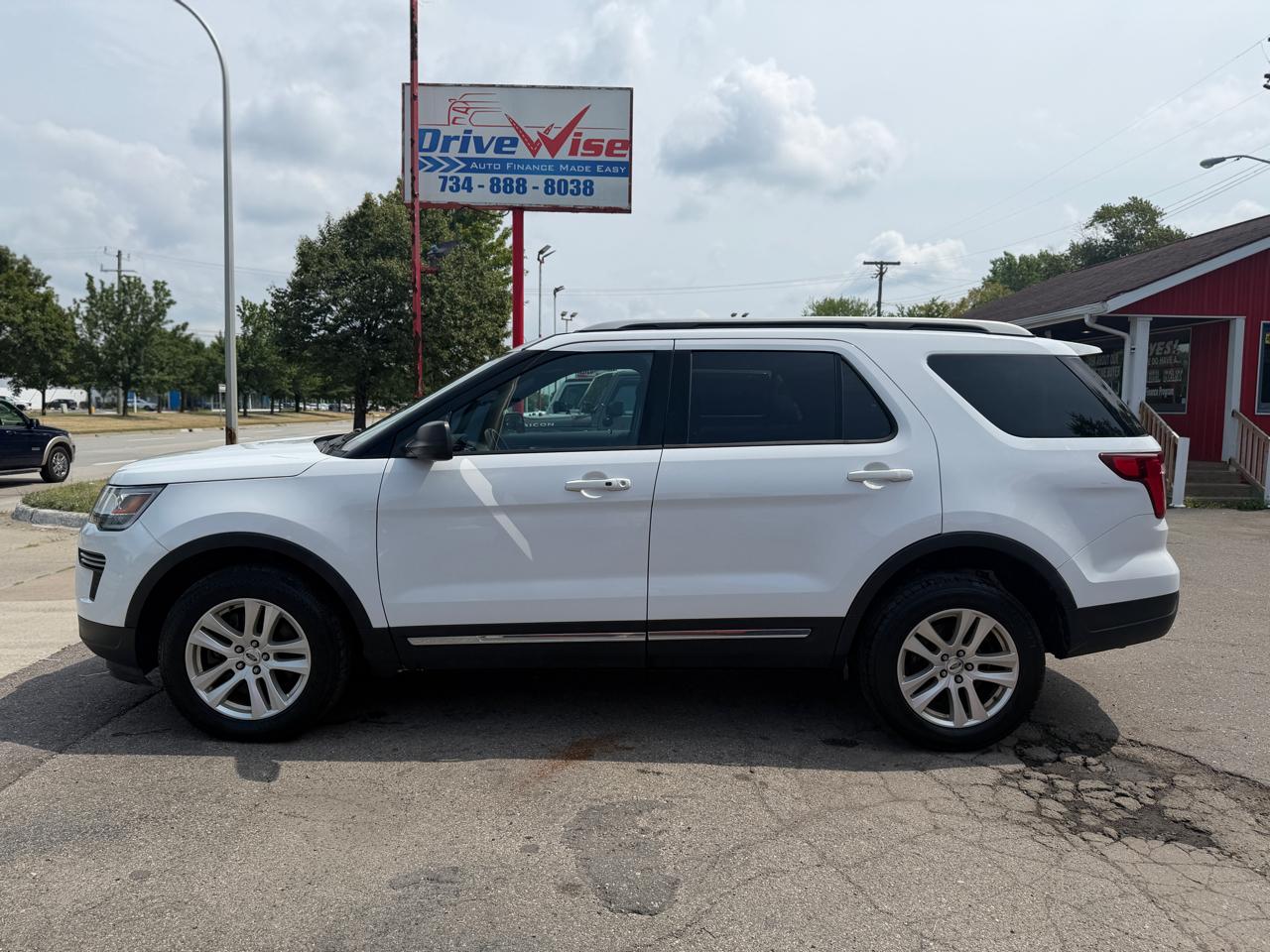 Ford Explorer XLT 4WD 2018